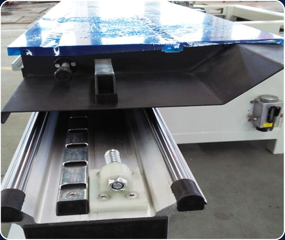 CNC-Panel-Saw-Detail （3）